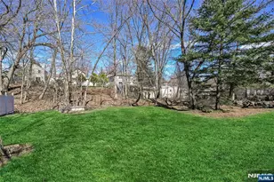 40 Morton Ave, Dumont, NJ 07628 - Photo 19