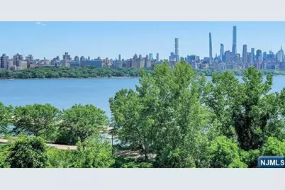 3219 City Place, Edgewater, NJ 07020 - Photo 1