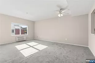 905 River Road 218, Edgewater, NJ 07020 - Photo 5