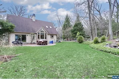 8 Red Rock Trail, Saddle River, NJ 07458 - Photo 45