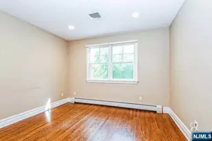 85 Everett St, Closter, NJ 07624 - Photo 5