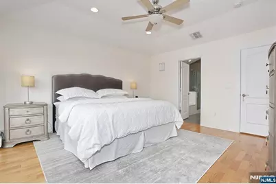 223 Grant Avenue, Cliffside Park, NJ 07010 - Photo 23