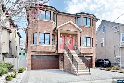 223 Grant Avenue, Cliffside Park, NJ 07010 - Photo 35