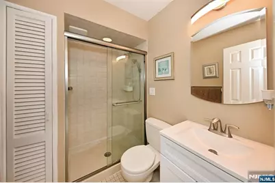 217 Sweetbriar Place, Paramus, NJ 07652 - Photo 11