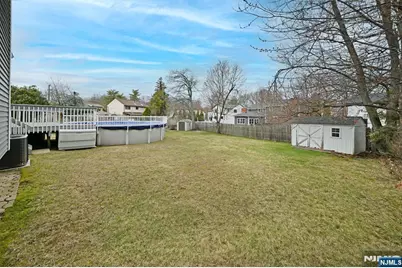 217 Sweetbriar Place, Paramus, NJ 07652 - Photo 23