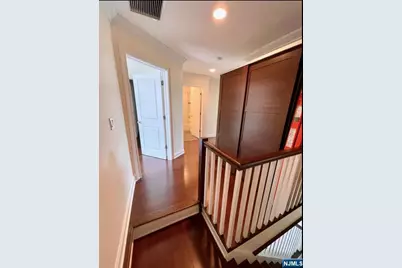 1625 Paterson Plank Road 18 #18, Secaucus, NJ 07094 - Photo 13