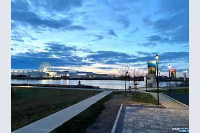 1625 Paterson Plank Road 18 #18, Secaucus, NJ 07094 - Photo 23