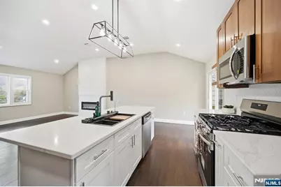 550 Ramapo Valley Road, Oakland, NJ 07436 - Photo 11