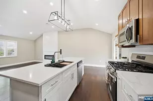 550 Ramapo Valley Rd, Oakland, NJ 07436 - Photo 11