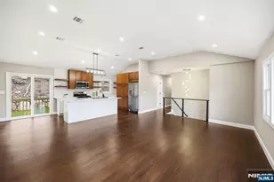 550 Ramapo Valley Rd, Oakland, NJ 07436 - Photo 3