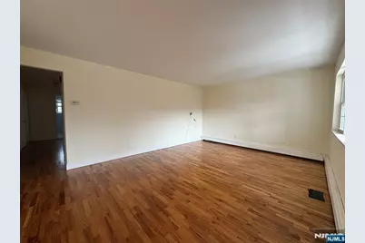 1613 Valley Street 1 Fl #1 fl, Fort Lee, NJ 07024 - Photo 3