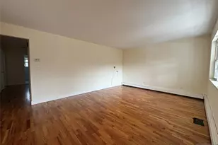 1613 Valley Street 1 Fl, Fort Lee, NJ 07024 - Photo 3