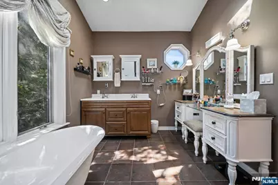 191 Tenafly Road, Tenafly, NJ 07670 - Photo 23