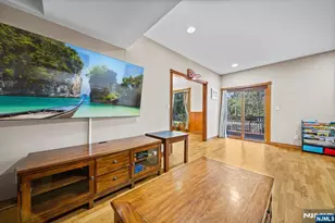 191 Tenafly Rd, Tenafly, NJ 07670 - Photo 17