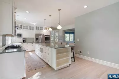 533 W Saddle River Road, Upper Saddle River, NJ 07458 - Photo 13