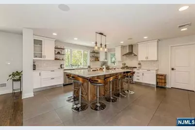 24 Jefferson Avenue, Tenafly, NJ 07670 - Photo 9