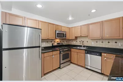 116 Chariot Court 116 #116, Piscataway Township, NJ 08854 - Photo 13