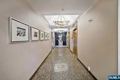 800 Palisade Avenue 23B #23B, Fort Lee, NJ 07024 - Photo 25