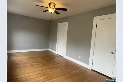 10 Grand Avenue 2 #2, Montvale, NJ 07645 - Photo 5