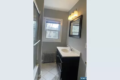 10 Grand Avenue 2 #2, Montvale, NJ 07645 - Photo 9