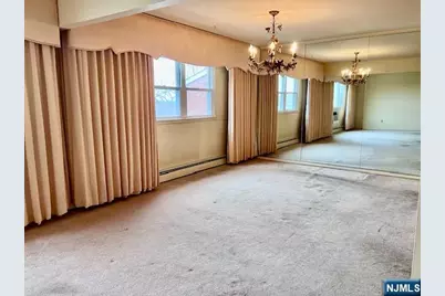 661 Clinton Place, Ridgefield, NJ 07657 - Photo 9