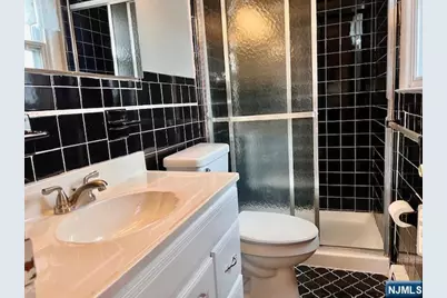 661 Clinton Place, Ridgefield, NJ 07657 - Photo 15