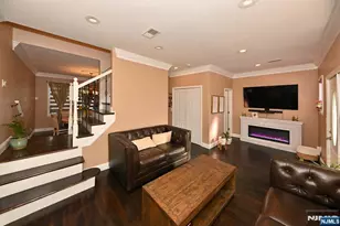 53 Barbour St, Haledon, NJ 07508 - Photo 3