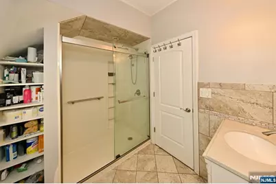 53 Barbour Street, Haledon, NJ 07508 - Photo 17