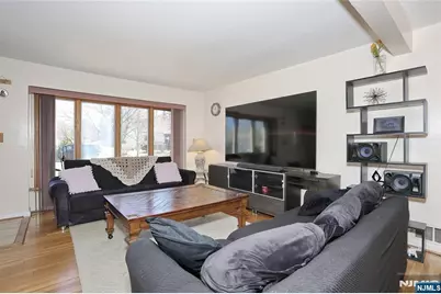 383 Congress Street, New Milford, NJ 07646 - Photo 11