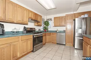 383 Congress St, New Milford, NJ 07646 - Photo 19