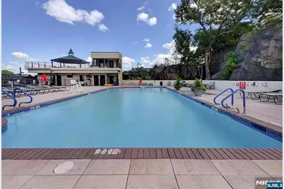 250 Gorge Road 28D #28D, Cliffside Park, NJ 07010 - Photo 25