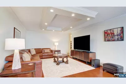 250 Gorge Road 28D #28D, Cliffside Park, NJ 07010 - Photo 5