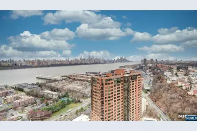 250 Gorge Road 28D #28D, Cliffside Park, NJ 07010 - Photo 17