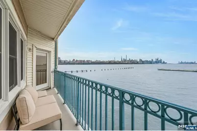 118 The Promenade, Edgewater, NJ 07020 - Photo 7