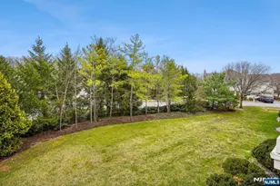 204 Edmonton Ct 67, Livingston, NJ 07039 - Photo 9