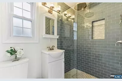 103 Poplar Street, Ridgefield Park, NJ 07660 - Photo 11