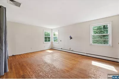 548 Covington Place, Wyckoff Township, NJ 07481 - Photo 19