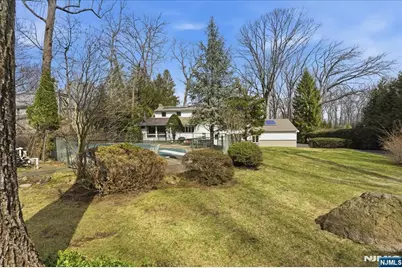 548 Covington Place, Wyckoff Township, NJ 07481 - Photo 37