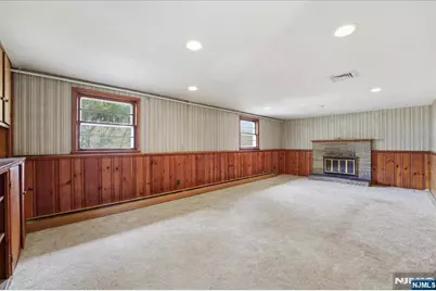 548 Covington Place, Wyckoff Township, NJ 07481 - Photo 25