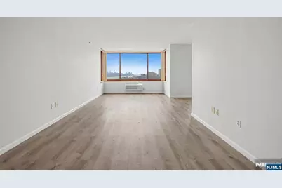 100 Old Palisade Road 2209 #2209, Fort Lee, NJ 07024 - Photo 5