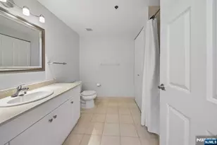 100 Old Palisade Road 2209, Fort Lee, NJ 07024 - Photo 15