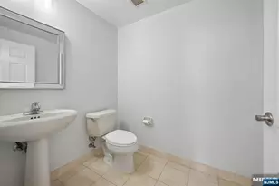 100 Old Palisade Road 2209, Fort Lee, NJ 07024 - Photo 21