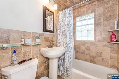 23 Lois Avenue, Clifton, NJ 07014 - Photo 17