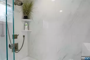 42-08 Cosgrove Ct, Fair Lawn, NJ 07410 - Photo 39