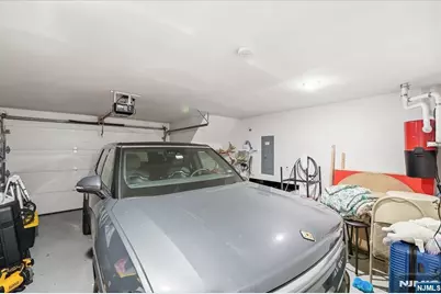 391 Lincoln Avenue, Cliffside Park, NJ 07010 - Photo 37