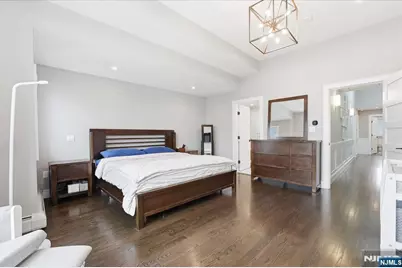 391 Lincoln Avenue, Cliffside Park, NJ 07010 - Photo 21