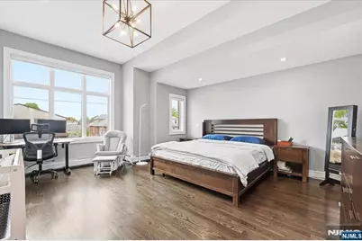 391 Lincoln Avenue, Cliffside Park, NJ 07010 - Photo 19