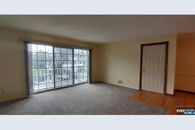 871 Juniper Way, Mahwah, NJ 07430 - Photo 5