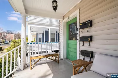 41 Montague Place C0002 #C0002, Montclair, NJ 07042 - Photo 3