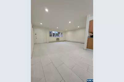 456 Grand Avenue 6C #6C, Leonia, NJ 07605 - Photo 3